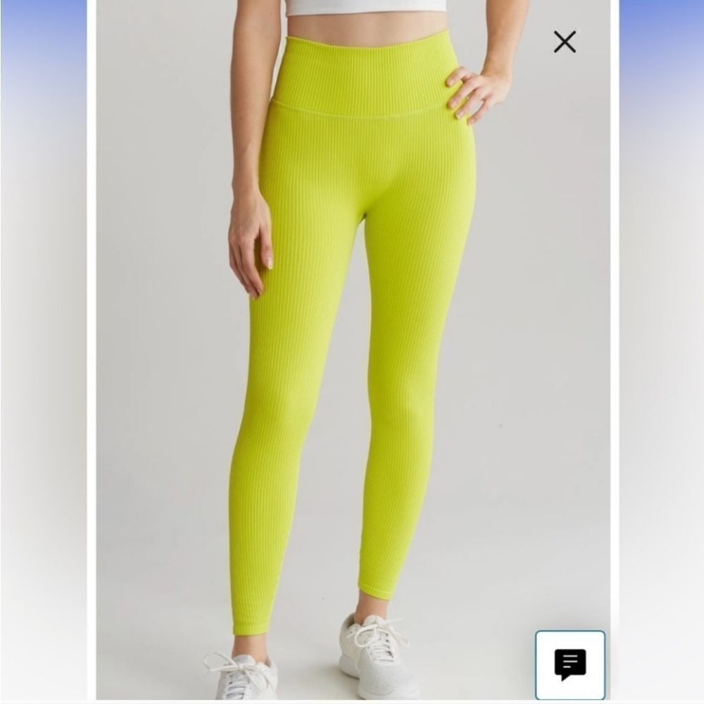 Good American Ribbed Crop Leggings in Lime Green Size 1/2